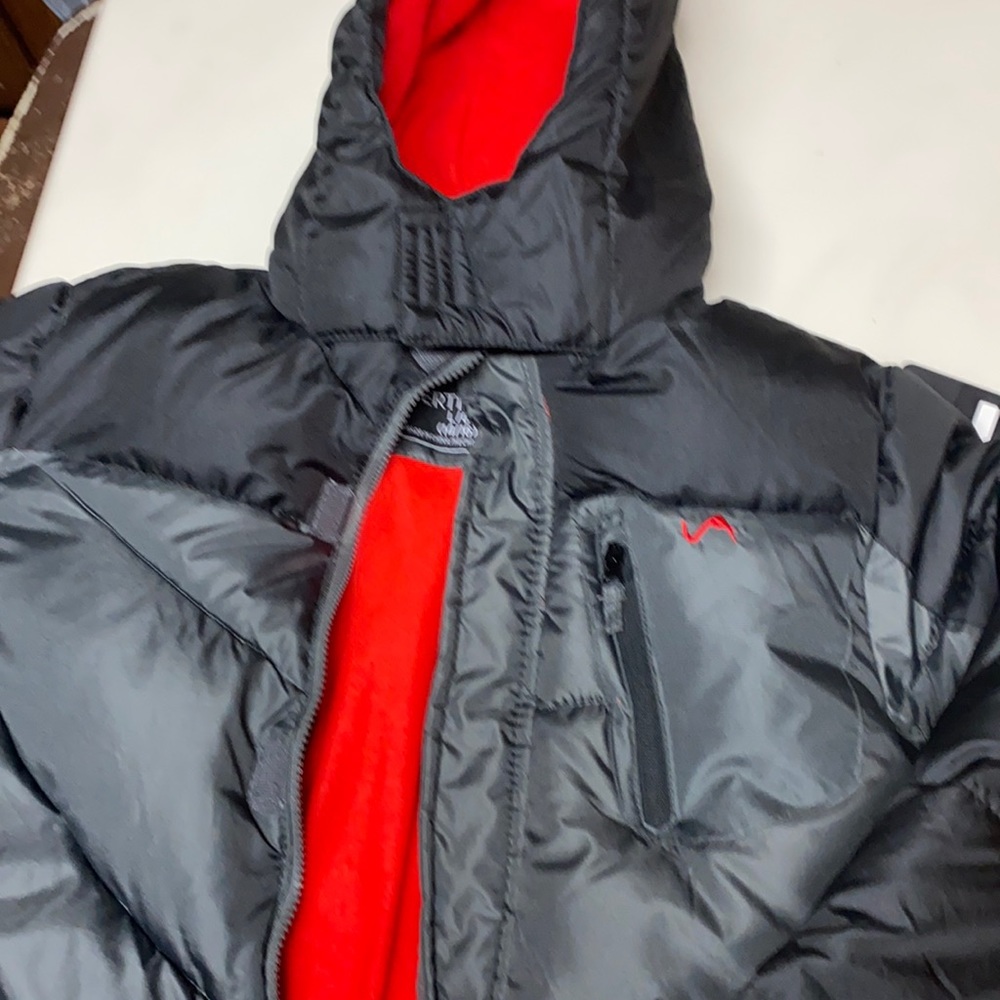 NWT 14-16 Boy Vertical 9 quilted jacket